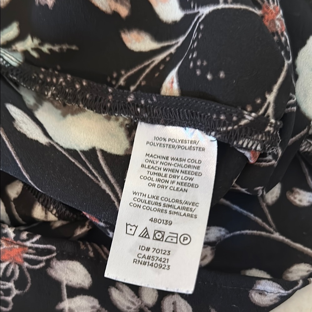 LOFT Women's Size S Black Floral Print Sleeveless Blouse - Picture 7 of 12